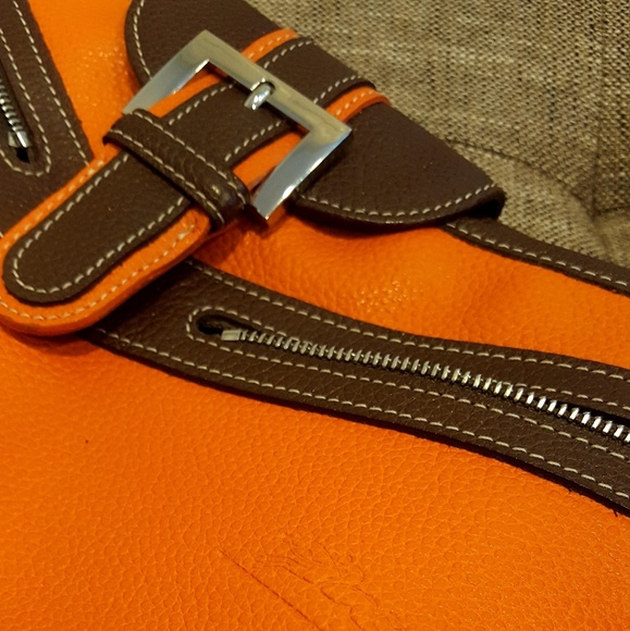 Longchamp Orange Purse - Picture 3 of 4